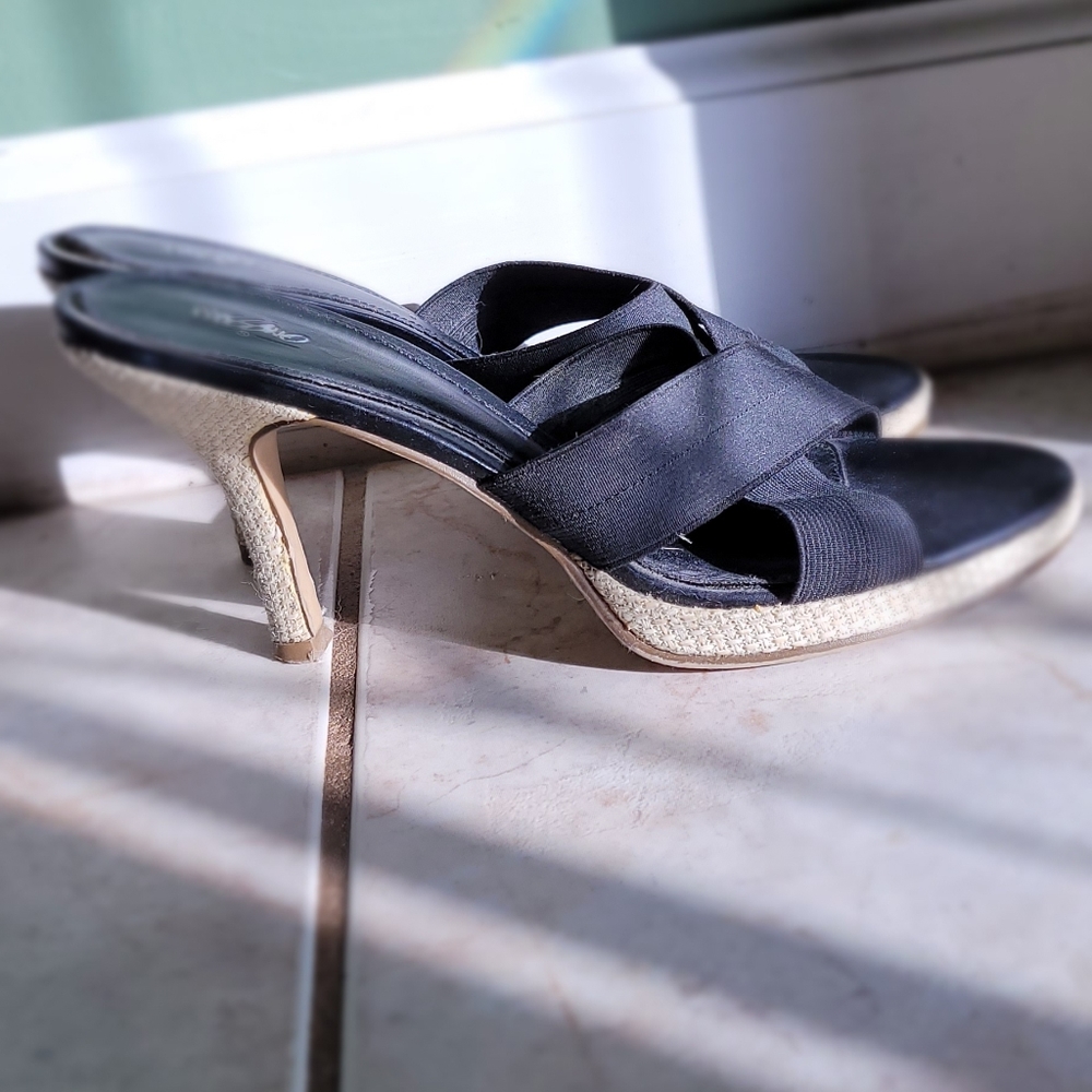 Mossimo Sz 7 Heels Black